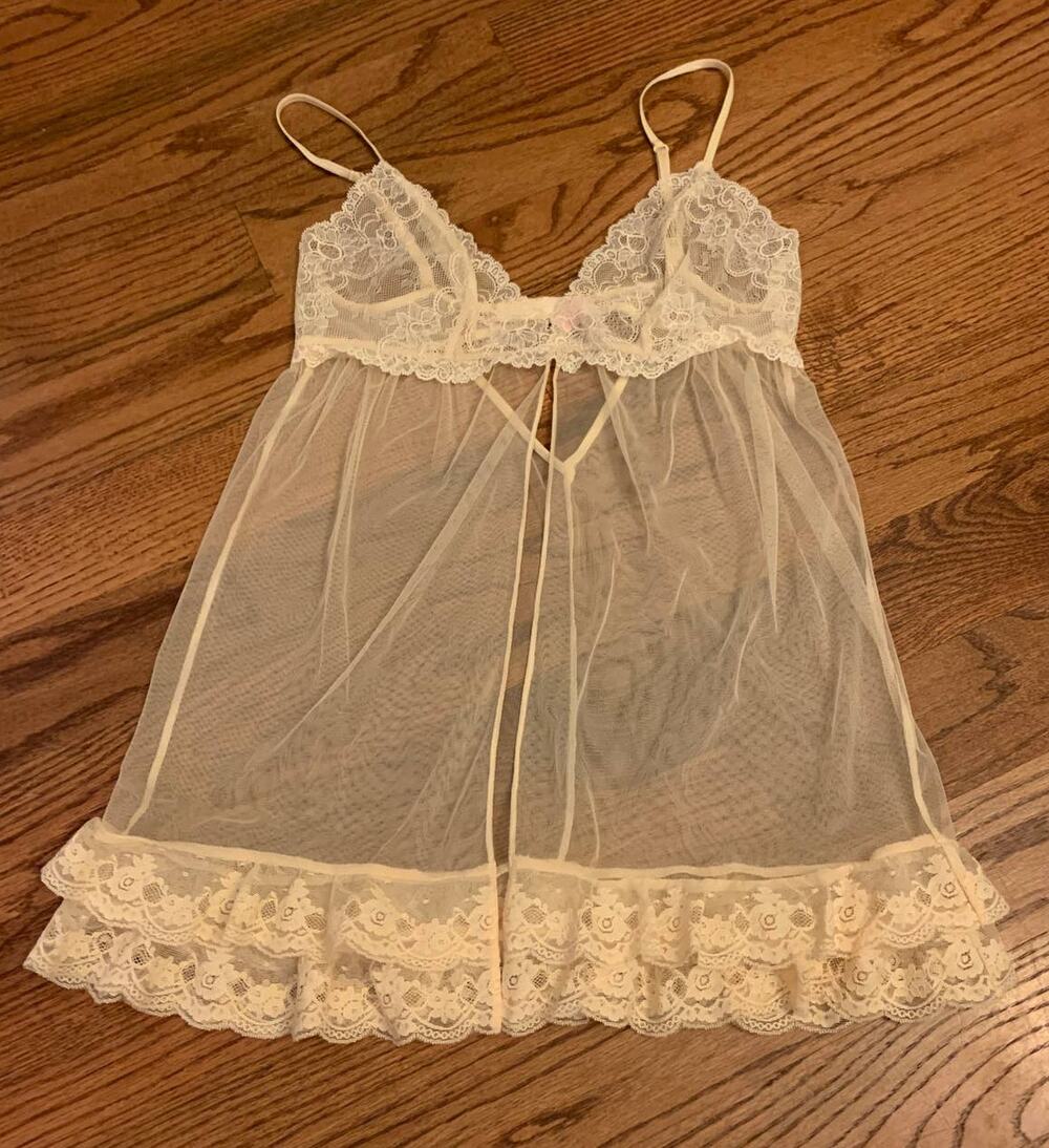 Victoria's Secret Vintage Ivory Lace Sheer Babydoll Chemise Slip